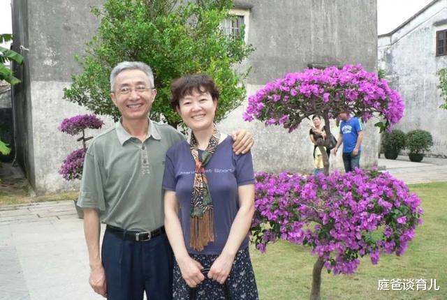 戴建业|7岁一年级孩子，一暑假做了376张试卷，后果：一问“三不知”