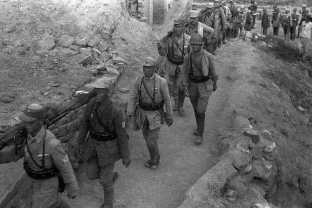 「葛振林」狼牙山五壮士中,唯一挂在悬崖树枝上的幸存者葛振林,他后来怎样了?