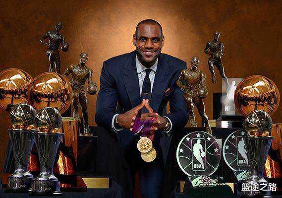 科比·布莱恩特■为何美国人眼里科比历史地位不如詹姆斯，甚至相差甚远？这6原因