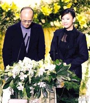 邓光荣|2011年晚6：30分，“大佬”邓光荣梦中猝死，3年后蓝洁瑛疯癫成谜