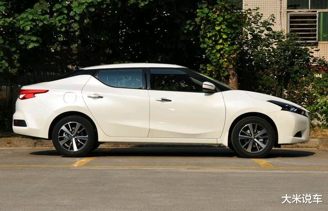 [蓝鸟]日产价格“跳水”！从9.59w跌至7.6w，买国产不如它香，每公里3毛2