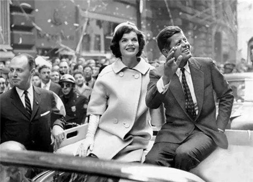 【袁天罡】真是泄露天机？比袁天罡还厉害的美国占星师，临终前这样预言中国