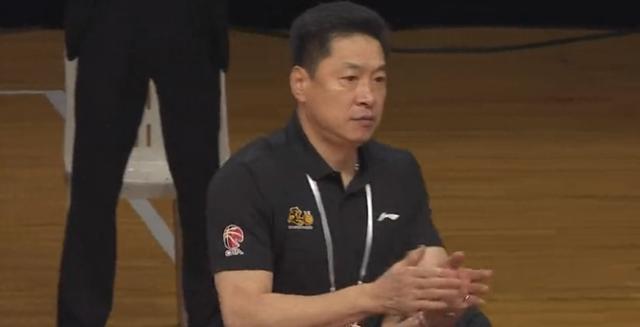 广厦@全华班广厦凭什么完成逆转?停赛的151天里,他们流了太多汗水!