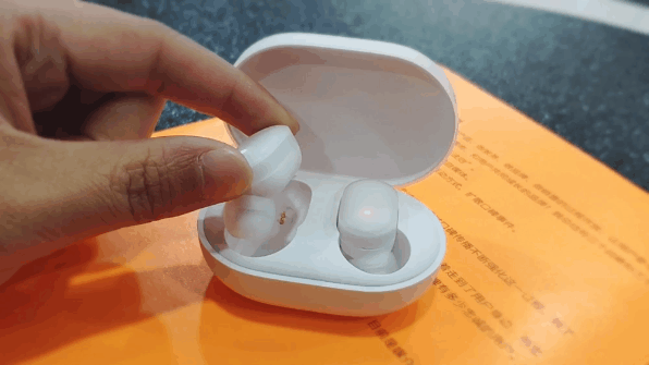 蓝牙耳机|小米蓝牙耳机AirDots青春版:简约而不简单,平价但不平凡