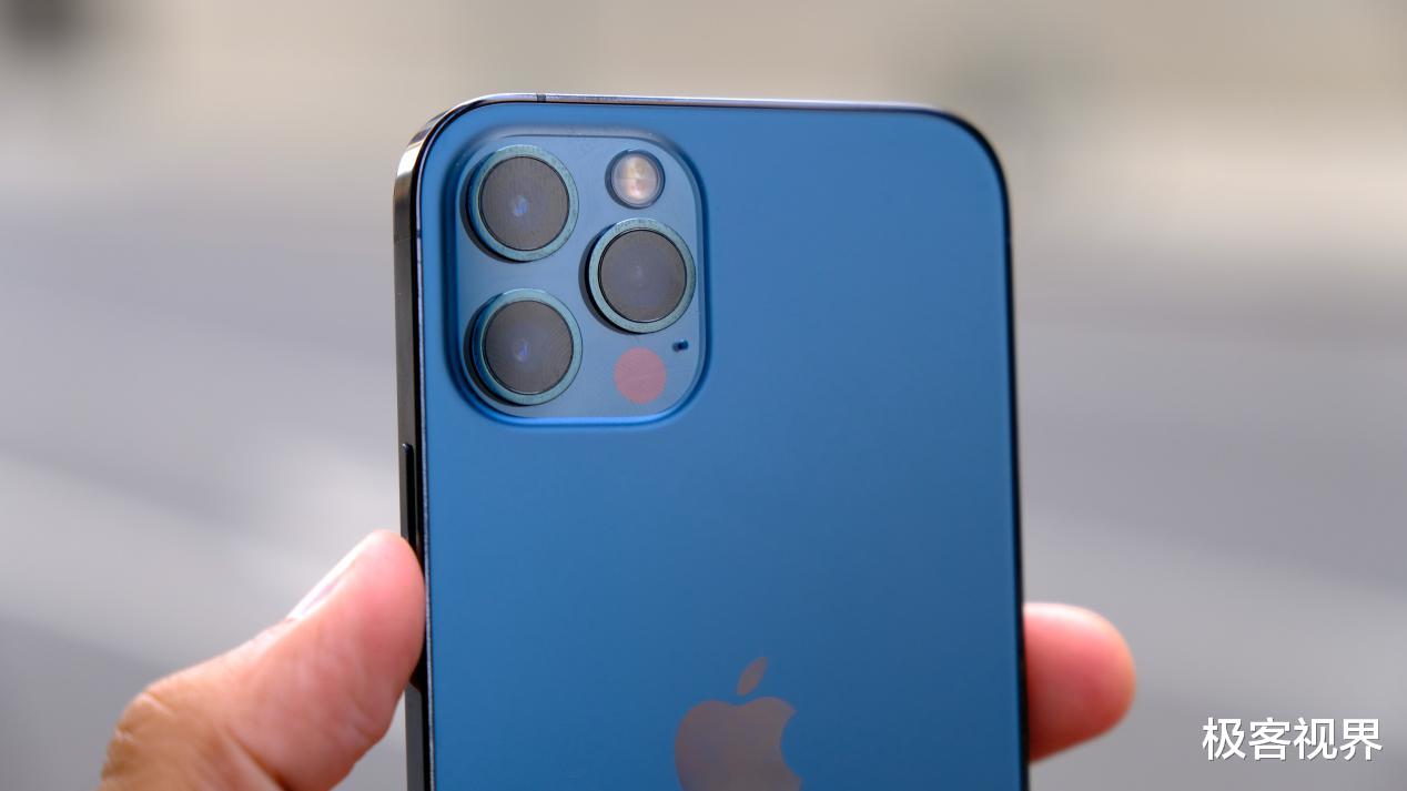 iphone12|iPhone 12和三星Note20选谁？老外的选择一致