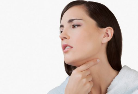 嗓子疼可能不是小毛病，或许你正在吸入大量甲醛！赶紧重视起来