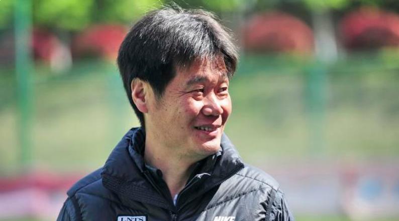 「山东鲁能」鲁能打造两套德系阵型！李霄鹏让恒大国安甘拜下风，剑指中超冠军