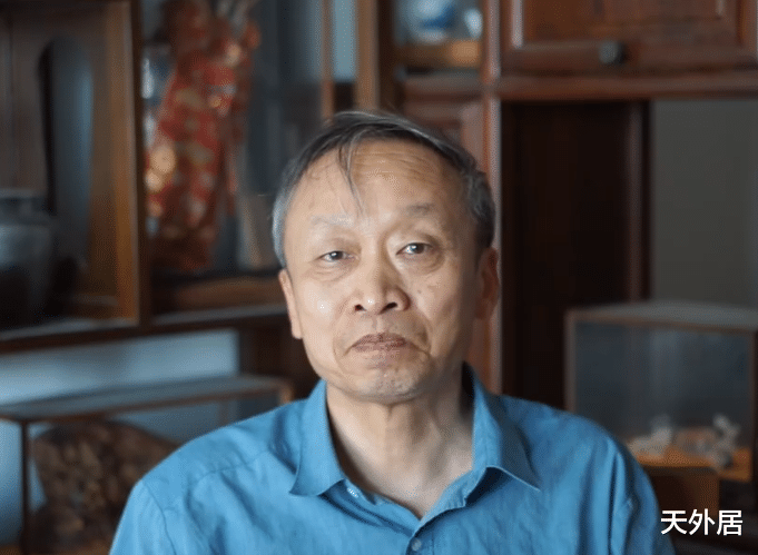 国足|著名学者狂发几十条微博怒骂国足:你们贡献是负的!不要你们代表