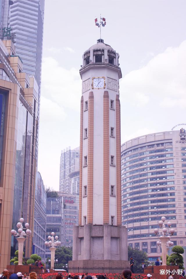 重庆|中国年游客量最大的城市，是西部地区唯一直辖市，国庆又被挤爆