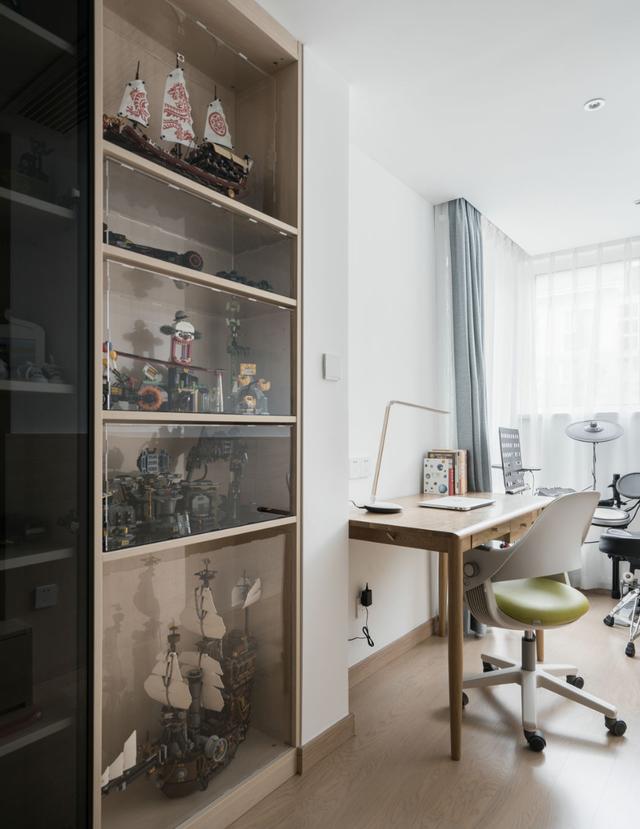 电视背景墙|她115㎡新家意外圈粉，全屋干净整洁，日式收纳尤为亮眼