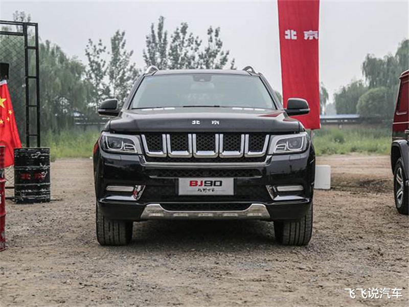 奔驰■又一国产车库存成灾，半价抛售无人问津，网友：真当自己是奔驰了？