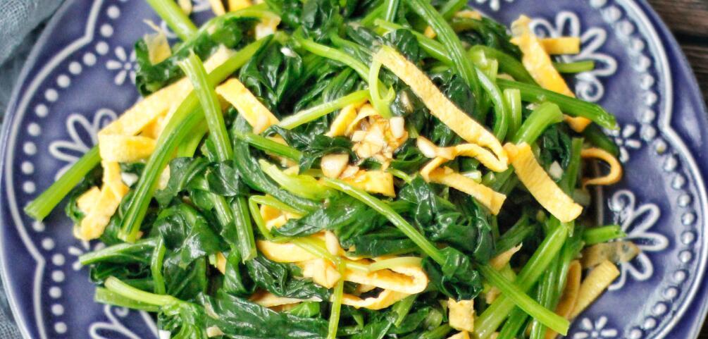 『肠胃』菠菜和“它”天生一对,坚持隔天吃一回,排出黑宿便,腰肢更苗条