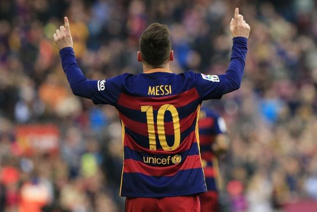 梅西▲除六座金球，超越贝利马拉多纳C罗，巴萨梅西获这奖成历史第一！