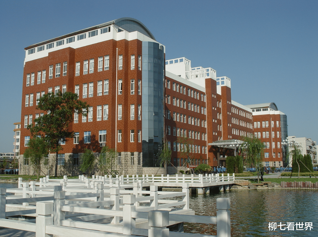 开封大学@我国一所以地方命名的大学，常被误会成211，原来是专科院校