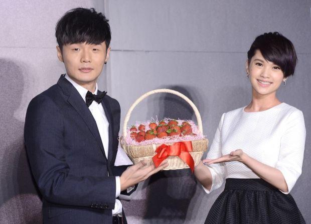 华语乐坛▲华语乐坛新生代三巨头，未来的华语音乐大旗就靠他们扛起来了