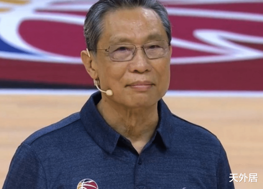 【广东男篮】再次狂胜48分！CBA宇宙队又打疯了，这场比赛主角终于不是杜锋