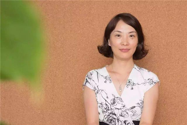 ：当年阿里的前台，马云给她0.2%股份，20年过去她怎样了？
