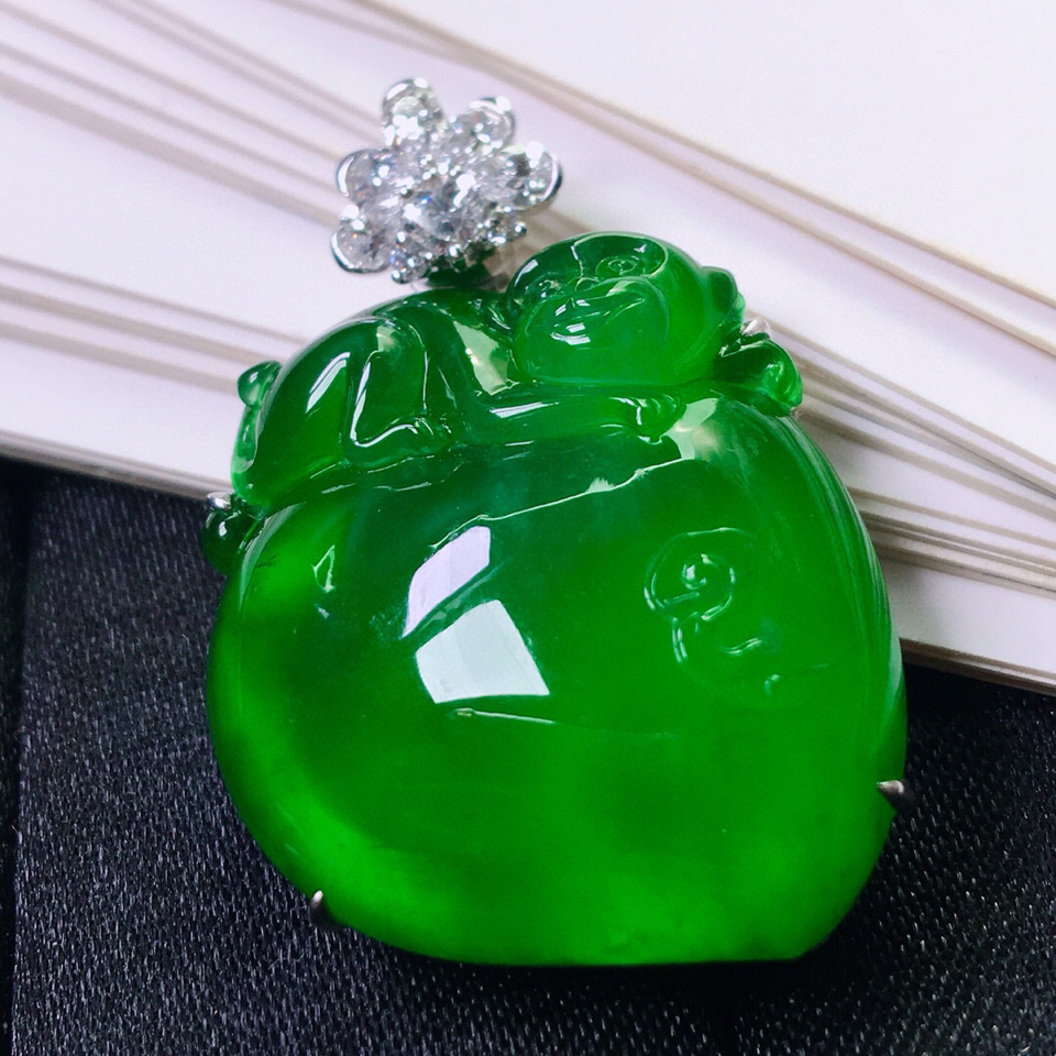 |造型简单的翡翠，为什么越来越受欢迎？