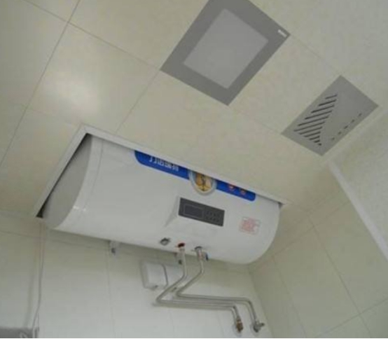 池塘|为什么有钱人都把热水器装吊顶上?老电工道出实情,后悔太晚知道