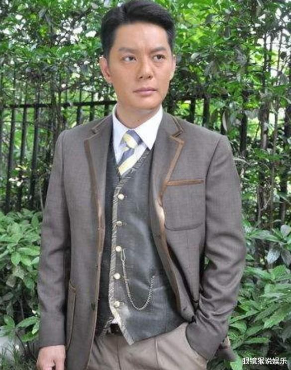 周丽淇|跟相伴19年发妻离婚，为娶港星改名，如今妻子庆生却不露面？