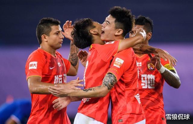 广州恒大|未来五年镇队之宝!中超揭幕战完胜二少闪光 恒大买人眼光太毒辣