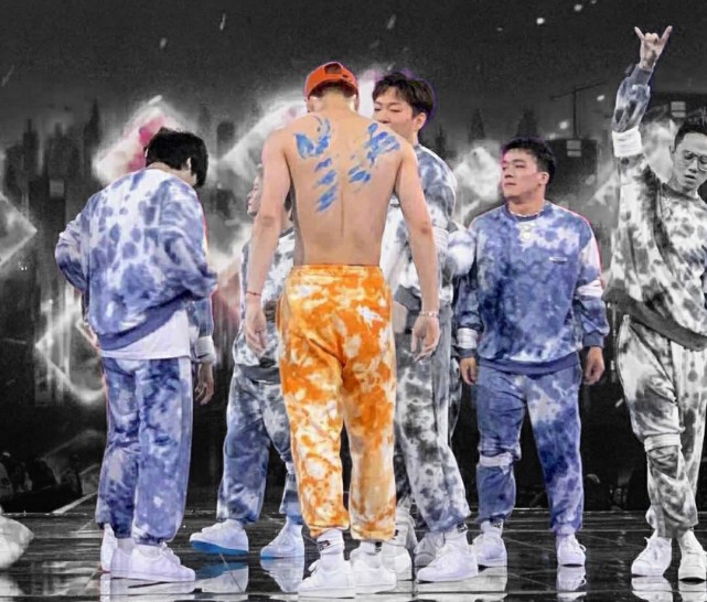 这!就是街舞|《这就是街舞》总决赛冠军之夜，热搜不断，惊喜连连！