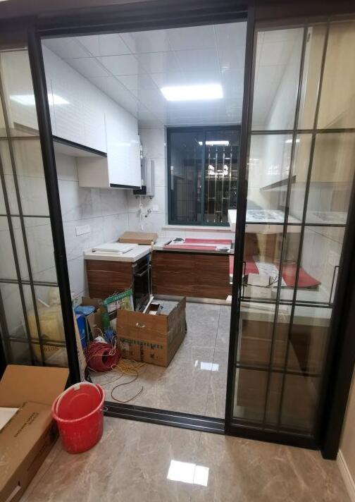 |媳妇贪便宜买五楼送六楼，装修费花40万，做个阳光房被夸有眼光