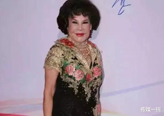 黄夏蕙|赌王丧礼上被骂难看的黄夏蕙,年轻时很漂亮,生6胎都得不到名分