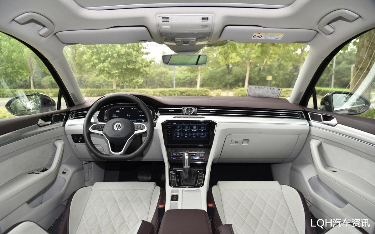 大众迈腾|8月大众迈腾销量暴涨,稳居第二,而雅阁、凯美瑞销量直线下滑