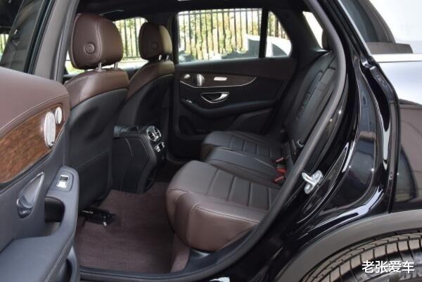 本田思域|从39万跌至32万，30天卖出15275辆，丐版四驱9AT，买啥Q5L