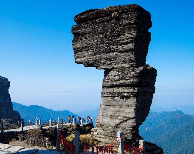 梵净山：梵净山之旅，登高处，享受被仙气缠绕