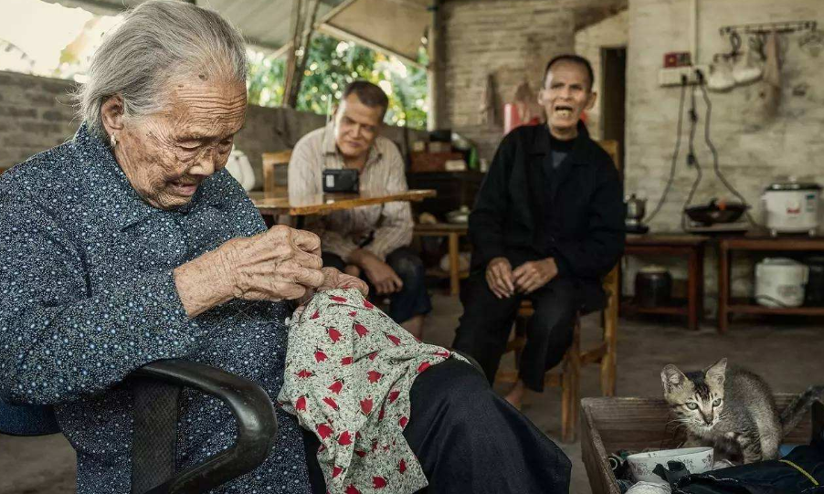 运营商|联通、电信互联网套餐亲民,移动憋不住了,出福利挽留老用户