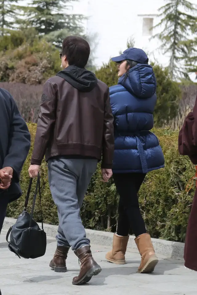 杨采钰|她和金主离婚了？