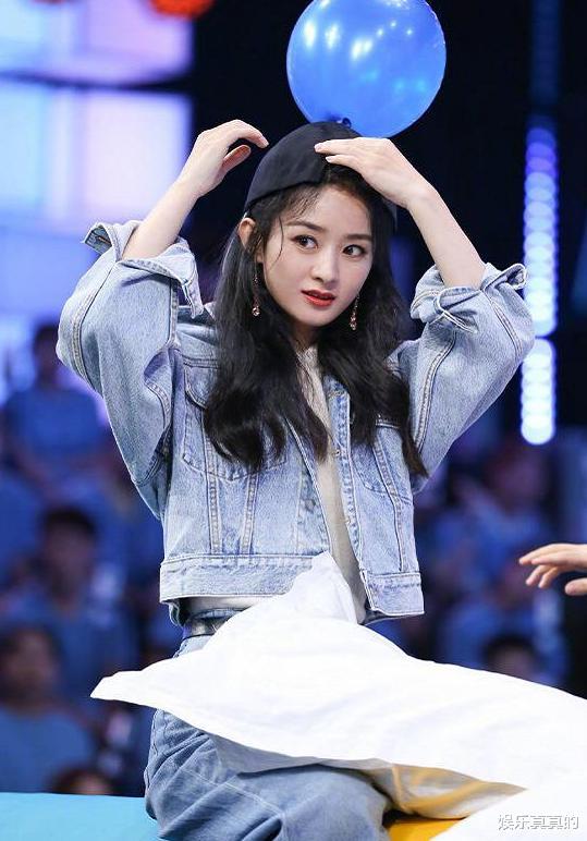 赵丽颖|赵丽颖上《快本》炫出女团腰，比李冰冰细一倍，不敢相信生过孩子