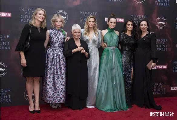 #封面女郎#85岁女爵成vogue最老封面女郎，7次出演007电影，曾被德普表白