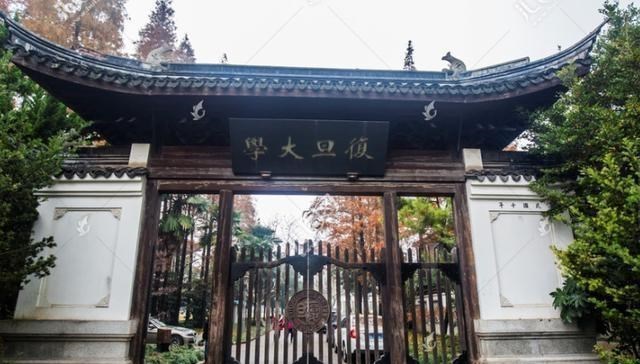 『清华大学』“最难”考的十所大学，没有670分不要想，考上的平时都是“学神”