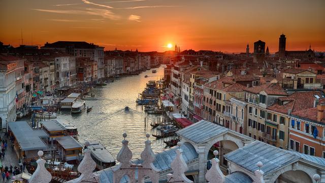 生肖|11月，遇见新欢，重新开始，幸福爱情，甜蜜至极，不会苦苦等待