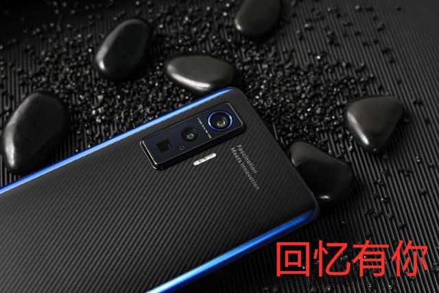 小米科技|换一部国产手机，换华为，小米还vivo？