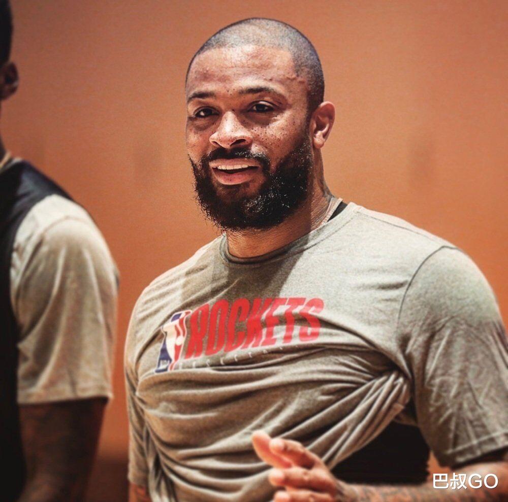 考文顿|火箭晒首日训练！考文顿壮如浓眉，拳王骨瘦如柴，哈登如愿以偿了