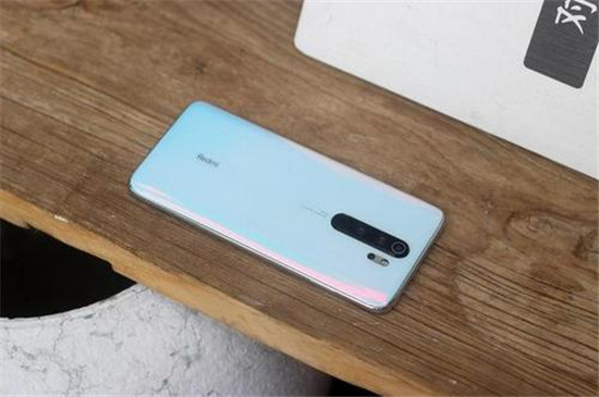 tiktok|手机中的游戏机，液冷和千万级四摄，一系列平价机中的“小霸王”