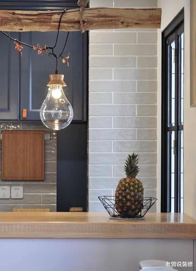 设计师|房子太小无餐厅，她在玄关打个隔断柜，客厅这样装，完美