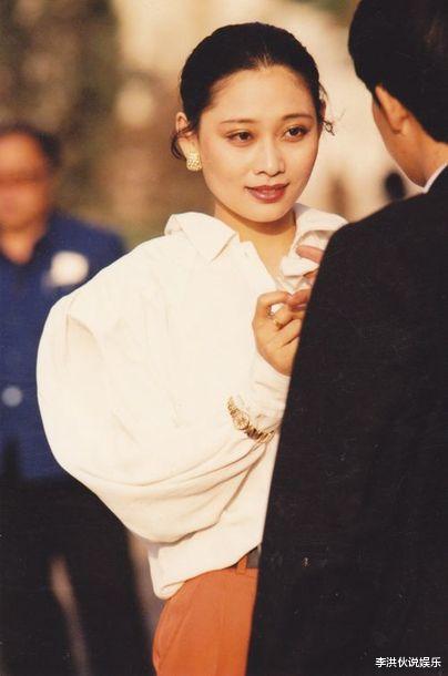 王志文|6位前任个个美若天仙，42岁娶兰博基尼女总裁，王志文他凭什么？