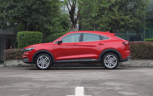 SUV▲都在模仿宝马X6？9款国产轿跑SUV大横评，谁家能更讨你欢心？