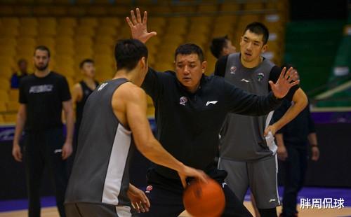 山东男篮|巩晓彬争冠出狠招！打造CBA巨无霸队魂，258斤抗衡韩德君