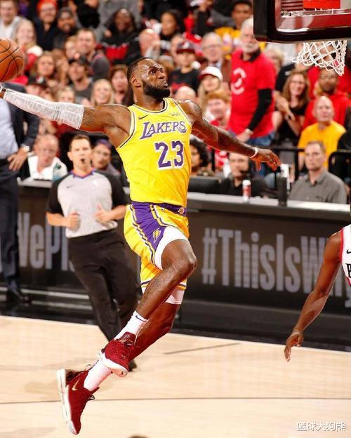 火箭队|后怕+后悔!哈登赛后主动摊牌,点名湖人21+9猛将,G4还有机会