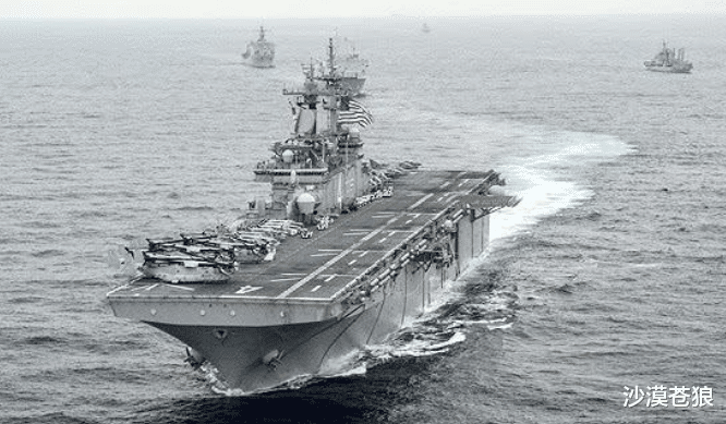 「伊朗」海峡局势全面告急，军方通知生产线昼夜不许停：大批战机火速出厂