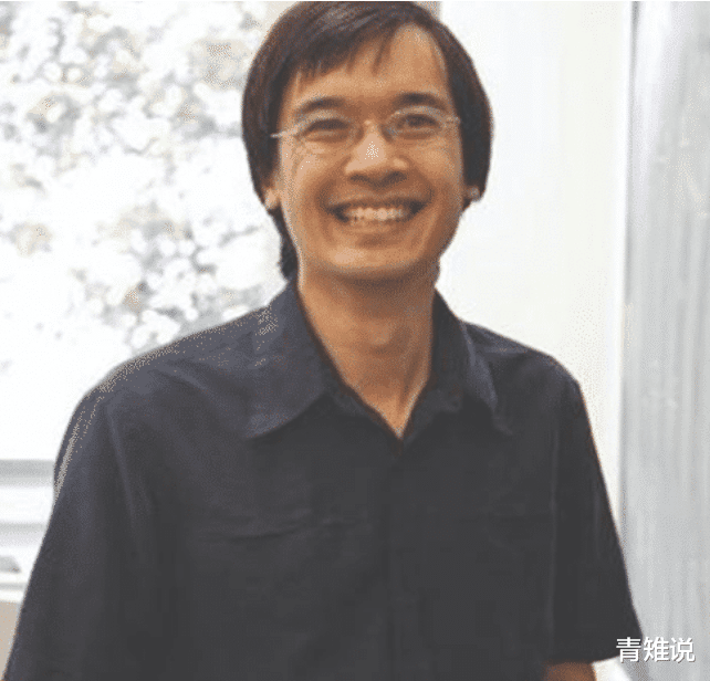 「霍金」爱因斯坦和霍金去世后,那现在谁是世界上智商最高的人?没想到是黄皮肤的他