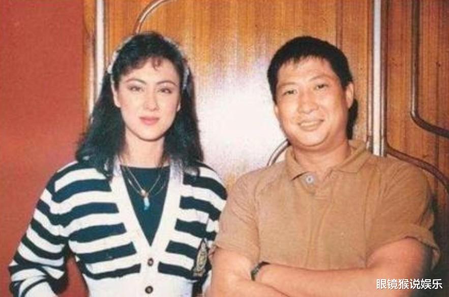 洪金宝|洪金宝前妻为孙子庆生，独居29年不婚，颜值不输高丽虹