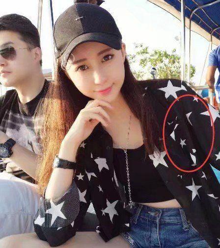 潘玮柏|潘玮柏官宣结婚！妻子背景被扒，交往期间仍跟吴昕录恋爱节目