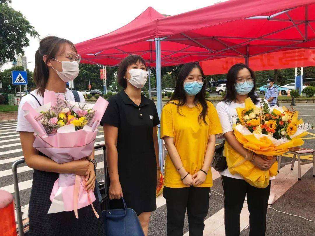 高校|两份2020高考预测录取分数线，与去年相比，哪一份的准确度高一些？